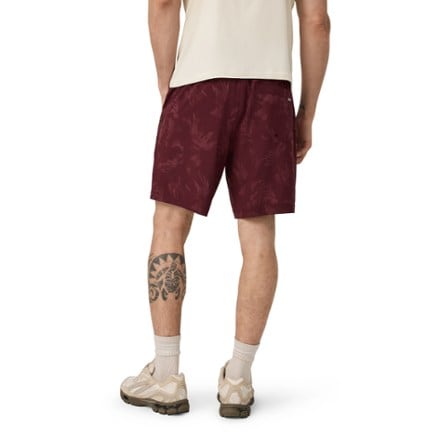 Vuori Kore Lined Shorts - Men's 7" Inseam 1