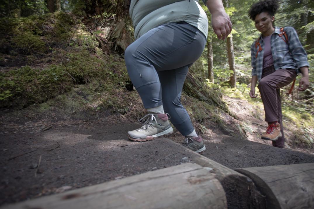 Location Image for Flash Hybrid Tights - Women's Plus Sizes