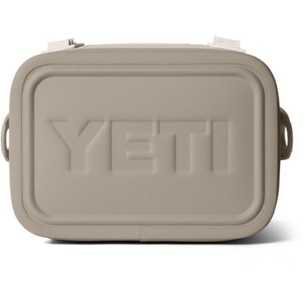 YETI Hopper Flip 8 Soft Cooler 7
