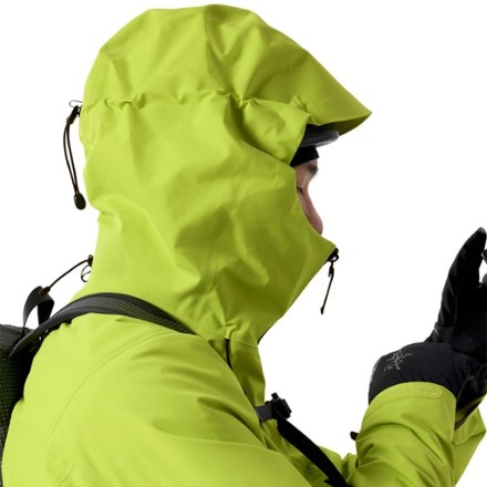 Arc'teryx Alpha SV Jacket - Men's 6