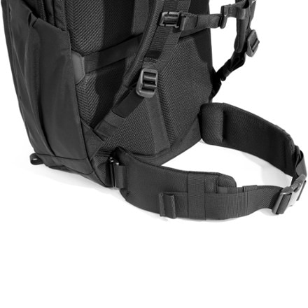 Aer Travel Pack 4 - 35 L 10
