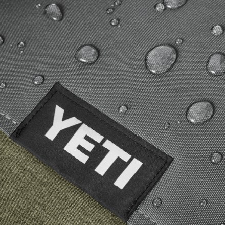 YETI Lowlands Blanket 5