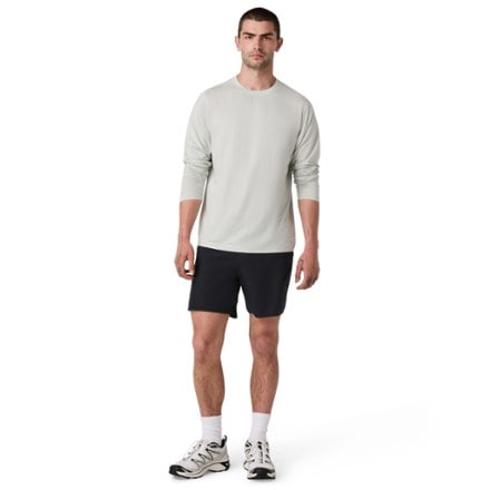 Vuori Long-Sleeve Tradewind Performance T-Shirt 2.0 - Men's 3