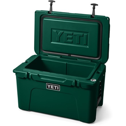 YETI Tundra 45 Cooler 3