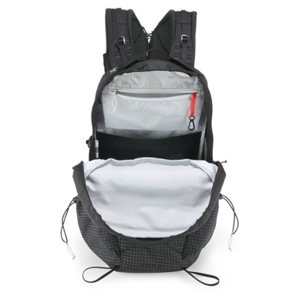Arc'teryx Aerios 18 Pack 2