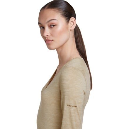 Icebreaker Merino 200 Oasis Long-Sleeve V-Neck Base Layer Top - Women's 5