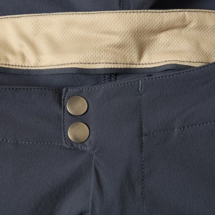 Endura Alltrack Ride Bike Over Shorts - Men's 5