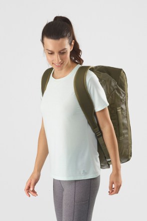 SALOMON - 〇〇SALOMON サロモン スポーツバッグ OUTLIFE 25 アウトライフ 容量25リットル HAWAIIAN OCEAN/NIGHT SKY LC1517200 HAWAIIAN OCEAN/NIGHT SKY Salomon Outlife Duffel 25 Bag Hawaiian Ocean/Night Sky
