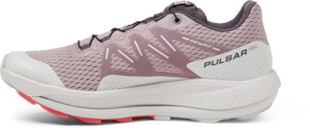Salomon Pulsar Trail-Running Shoes - Women's 5