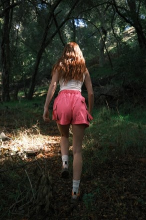 SENIQ Trailmix Shorts - Women's 9