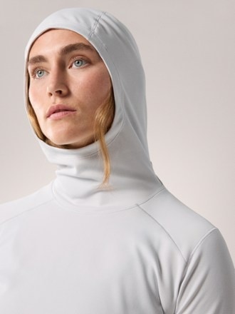 Arc'teryx Motus Hoodie - Women's 7