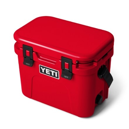 YETI Roadie 15 Cooler 1