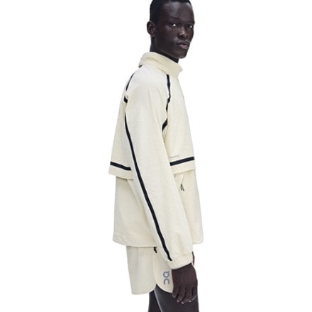 On Performance Volt Jacket - Men's 4