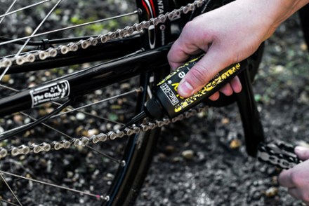 Buy the Muc-Off Dry Lube 50ml Ceramic C3 with light online - Performance  Bicycle