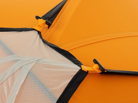 The North Face Assault 3 FUTURELIGHT Tent 5