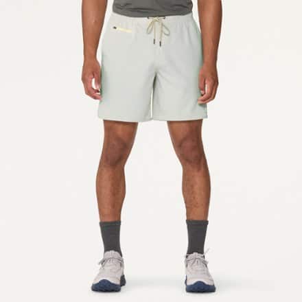 Vuori Banks Shorts - Men's 7" Inseam 1