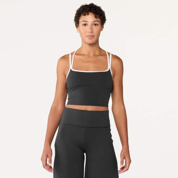Model info: Height: 5' 9" | Waist: 27" | Wearing size: M