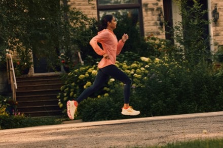 HOKA Gaviota 6 Road-Running Shoes - Women's 8