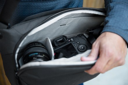 Location Image for Everyday Sling V2 10L