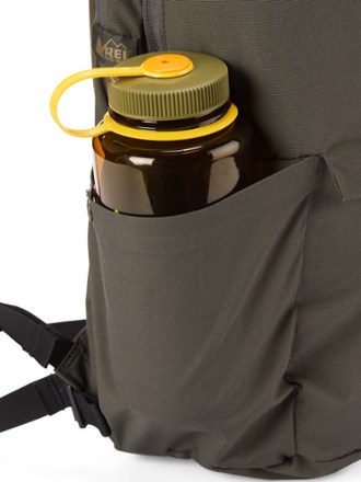 REI Co-op Beyonder Pack 8