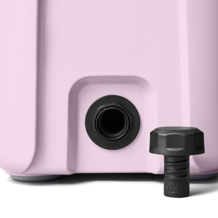 YETI Roadie 15 Cooler 4