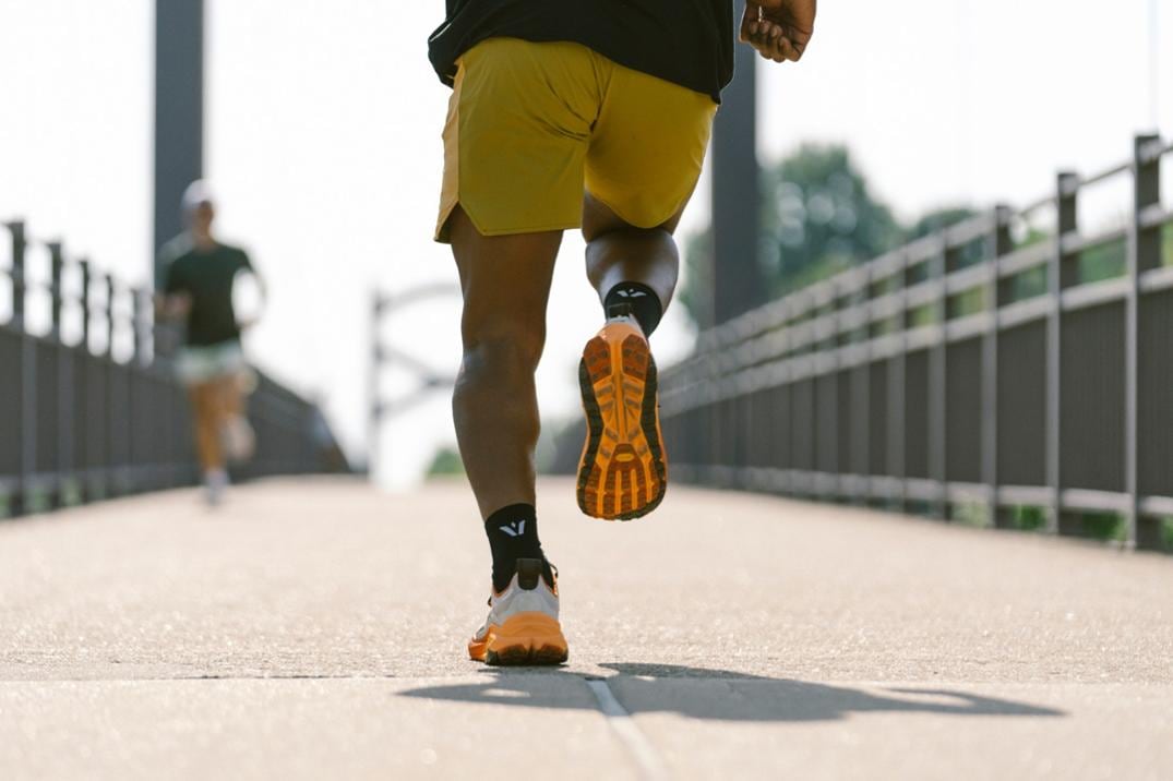 Location Image for Aspire Mid-Crew Socks