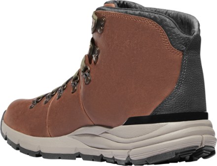 Danner Mountain 600 Full-Grain Leather Hiking Boots - Men's 2