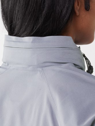On Explorer Rain Jacket - Women's 6