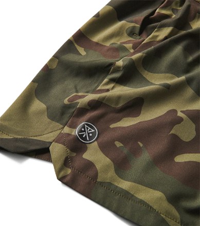 Roark Serrano 2.0 Shorts 8" - Men's 5