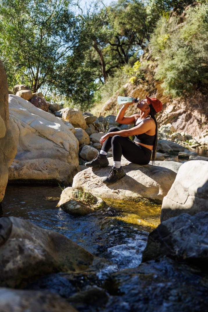 Location Image for BeFree AC 1.0 L Water Filter Bottle - Double-Layer