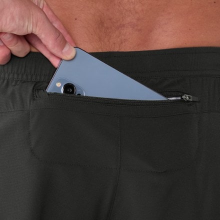 Roark Baja 7" Shorts - Men's 5