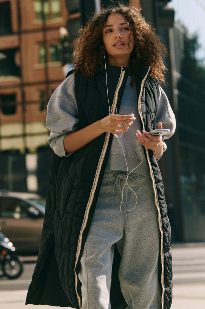 Location Image for On the Move Insulated Vest - Women's