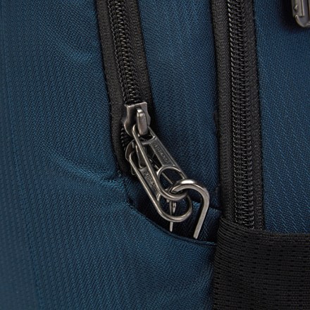 Pacsafe MetroSafe LS350 ECONYL Daypack 8