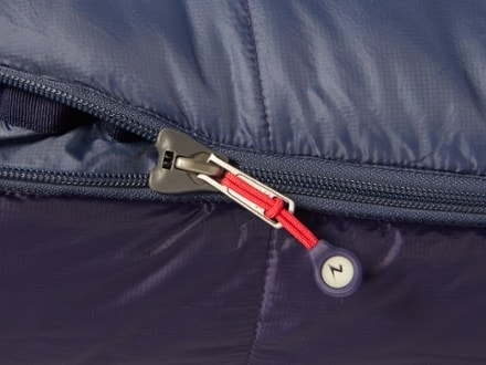 Marmot Trestles Elite Eco 20 Sleeping Bag - Women's Zipper detail (Midnight/Storm)