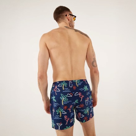 Chubbies Stretch 5.5" Swim Trunks - Men's 2