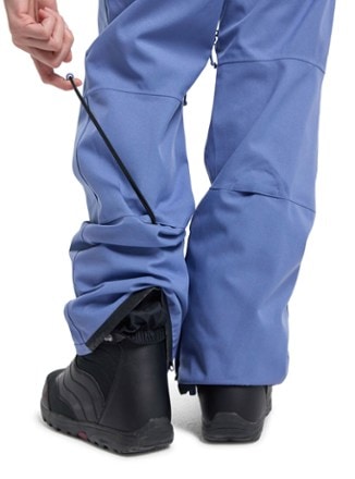 Burton Reserve Stretch 2L Bib Pants - Women's 7