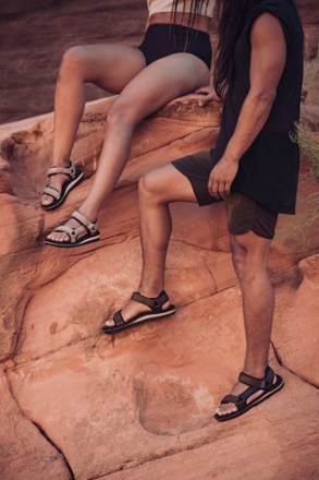 Teva Universal Trail Sandals - Women's 8