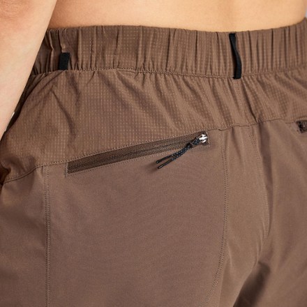 Janji Trekker 4" Shorts - Women's 5