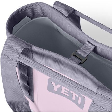 YETI Camino 20 Carryall 6