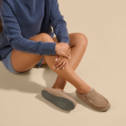 OluKai Nohea Slippers - Women's 6