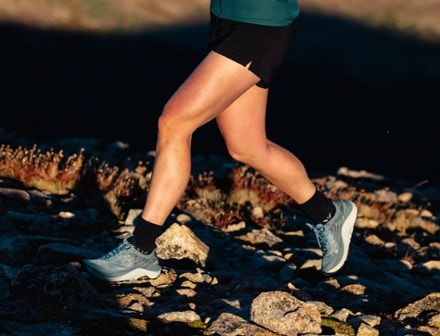 Topo Athletic Ultraventure 4 Trail-Running Shoes - Women's 6