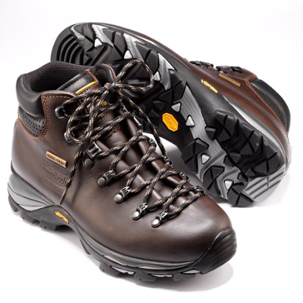 women's zamberlan hiking boots