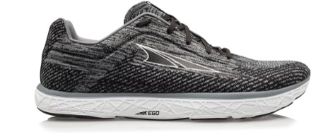 nike roshe one white with black swoosh