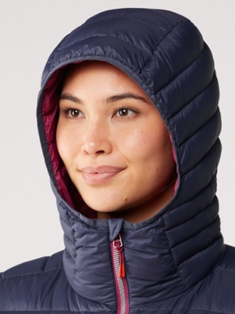 Cotopaxi Fuego Hooded Down Jacket - Women's 4