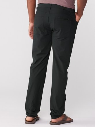Vuori Meta Pants Athletic Slim - Men's 2
