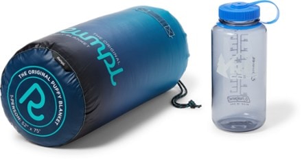 Rumpl Original Puffy Recycled Blanket - Ocean Fade 3
