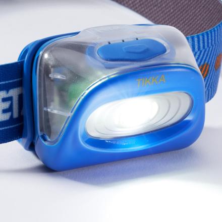 main light (Victoria Blue)