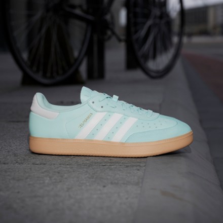 Location Image for Velosamba Leather Cycling Shoes