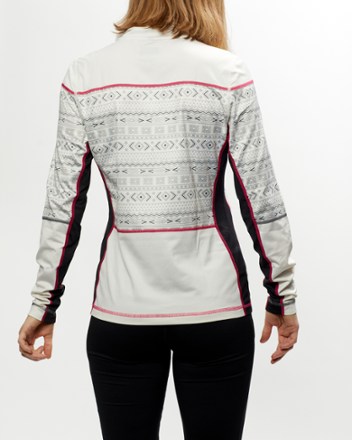 On Body Image of color Snow White/Snow White Print