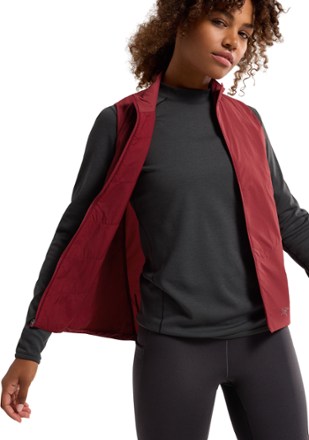 Arc'teryx Norvan Insulated Vest - Women's 4